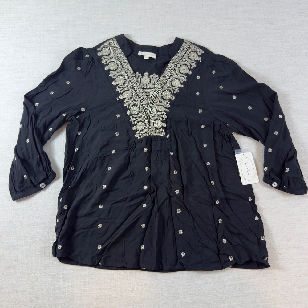 NWT Fig + Flower Womens Black Embroidered V-Neck Peasant Blouse Top Medium